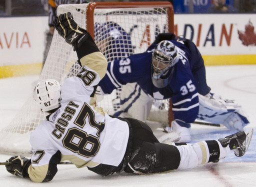 Sidney Crosby, Vesa Toskala