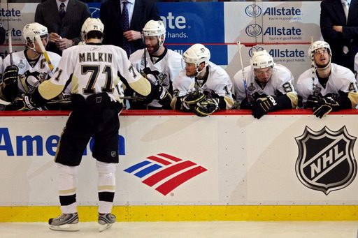 Evgeni Malkin, Sidney Crosby, Pascal Dupuis, Chris Kunitz, Miroslav Šatan, Tyler Kennedy