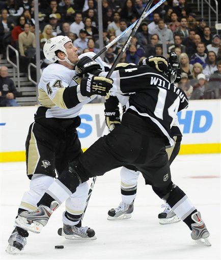 Brooks Orpik, Justin Williams