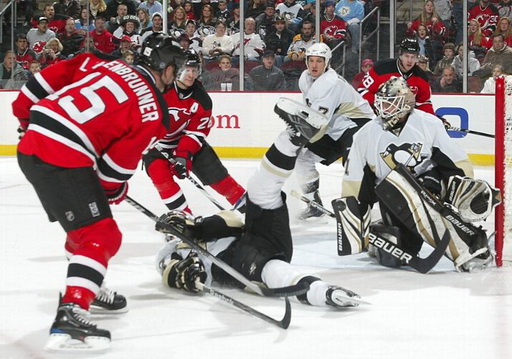 Jamie Langenbrunner, Sidney Crosby, Brent Johnson