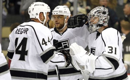 Robyn Regehr, Marián Gáborík, Martin Jones